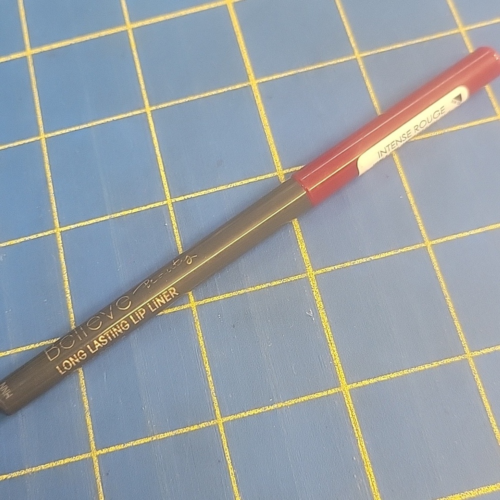 Believe Beauty Intense Rouge Red Lip Liner 0.3g New Retractable Pencil